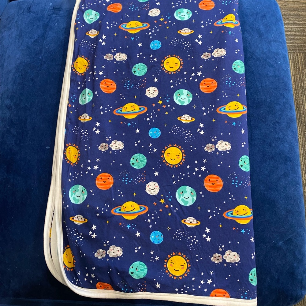 Macaron + Me Bamboo Crib Sheet AND blanket